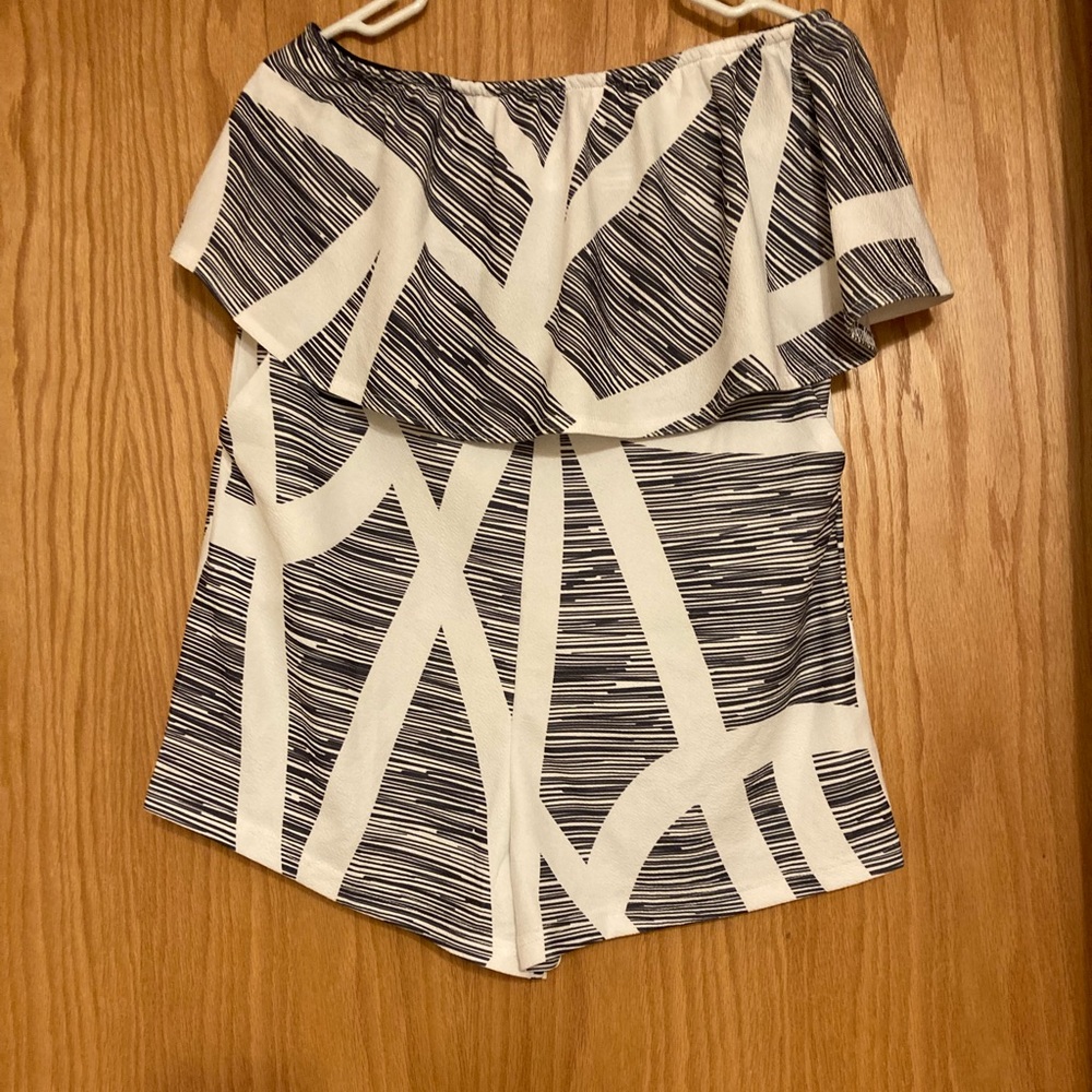 Women’s Strapless Romper